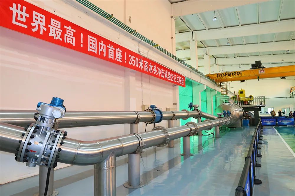 1E0F355FACA8F5798CF285532EF_091E2C76_1B594.jpg?e= 图片